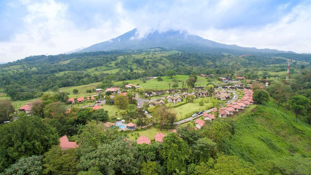 Hotel Montana De Fuego Resort And Spa Ла Фортуна Экстерьер фото